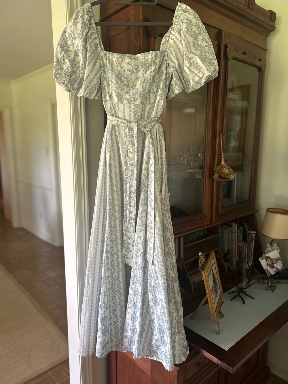 MABLE Light Blue and White Floral Maxi Dress with Puff Sleeves M